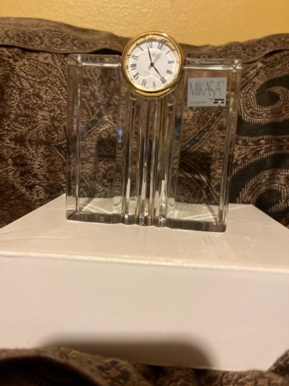 Glass Clock - Picture 2 of 2